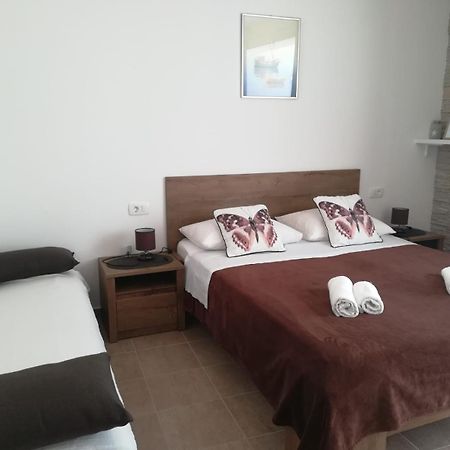 Apartmani “Kresimir” Omiš Zewnętrze zdjęcie