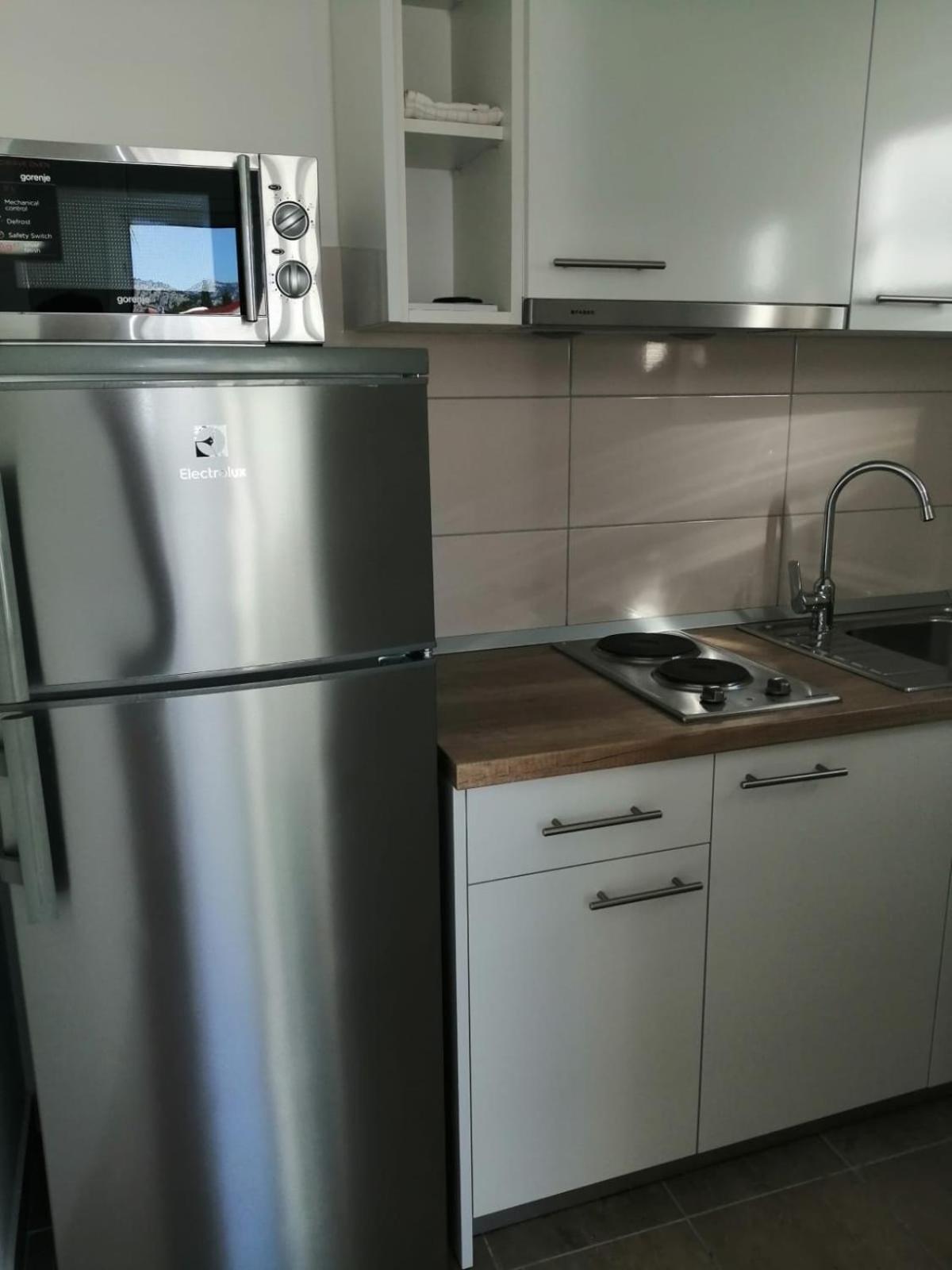 Apartmani “Kresimir” Omiš Zewnętrze zdjęcie