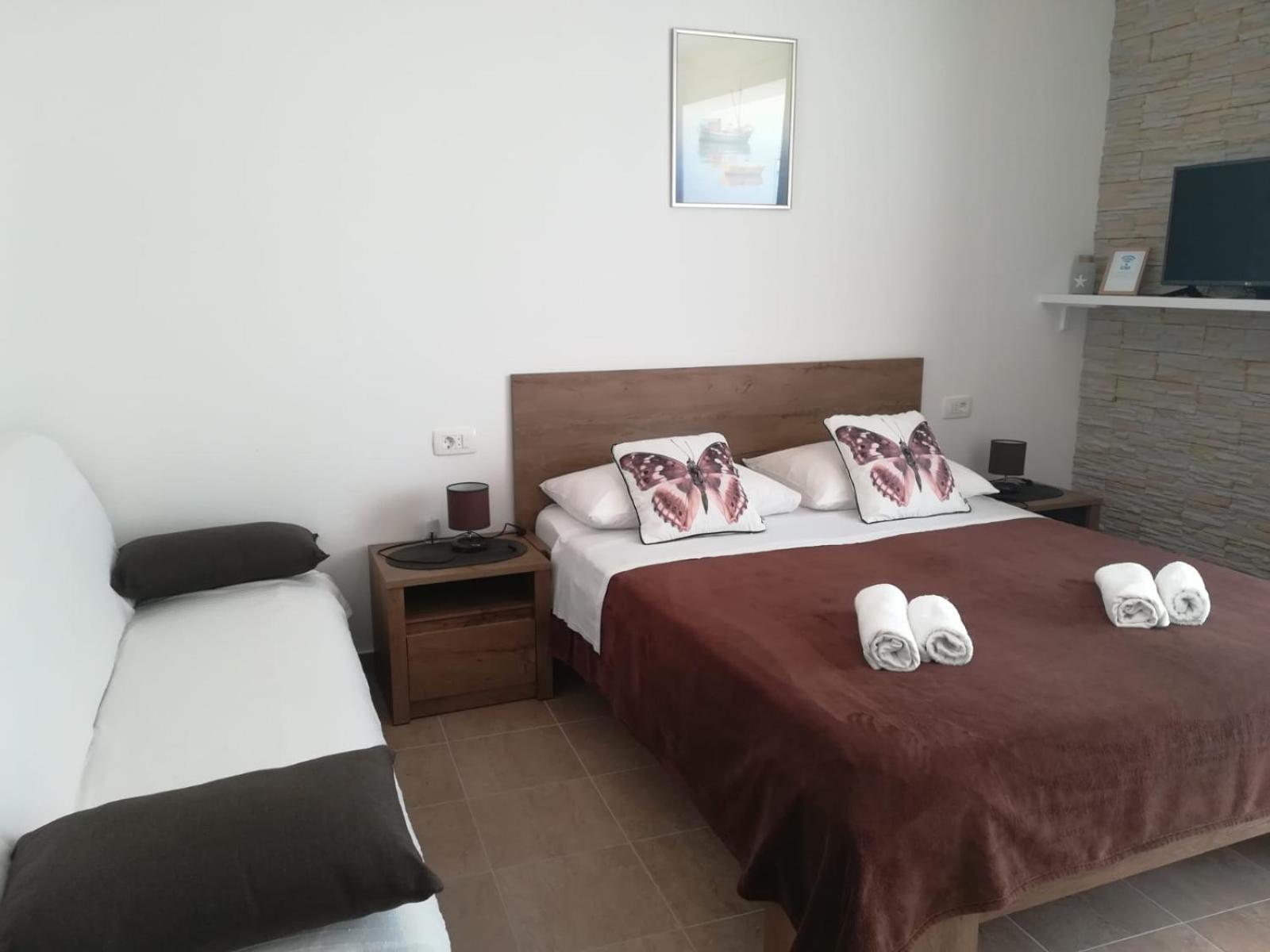 Apartmani “Kresimir” Omiš Zewnętrze zdjęcie