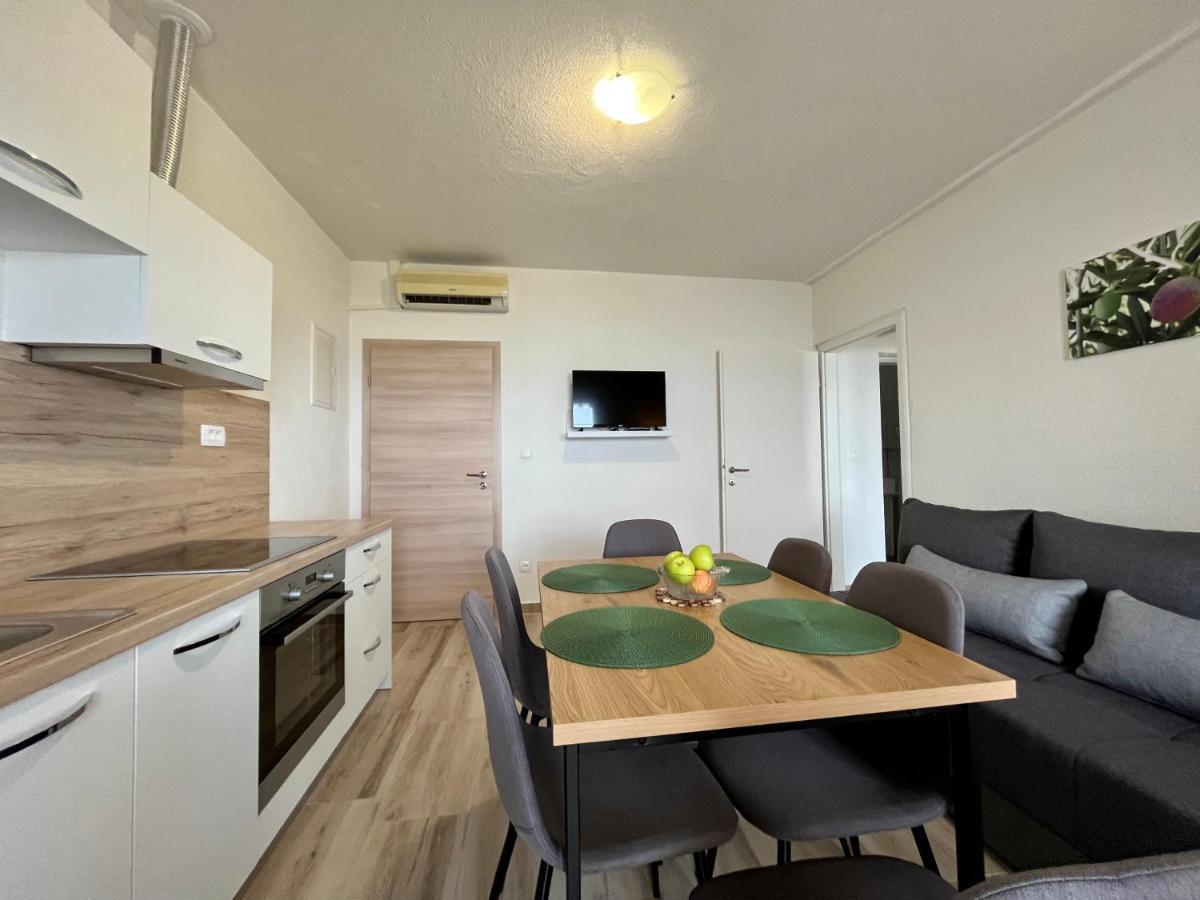 Apartmani “Kresimir” Omiš Zewnętrze zdjęcie