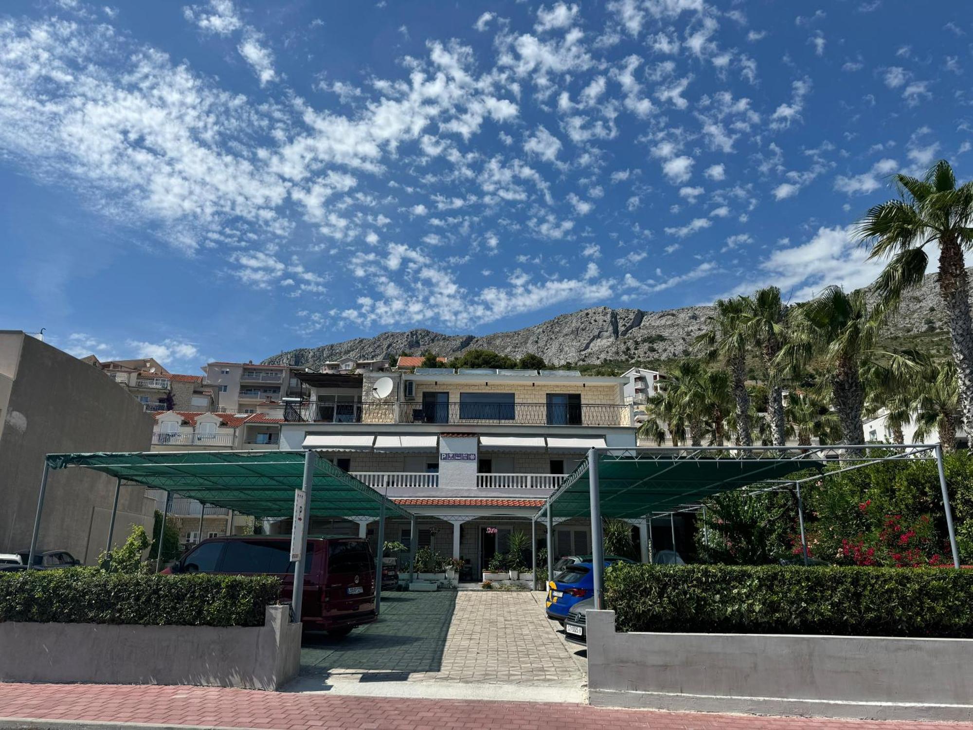 Apartmani “Kresimir” Omiš Zewnętrze zdjęcie