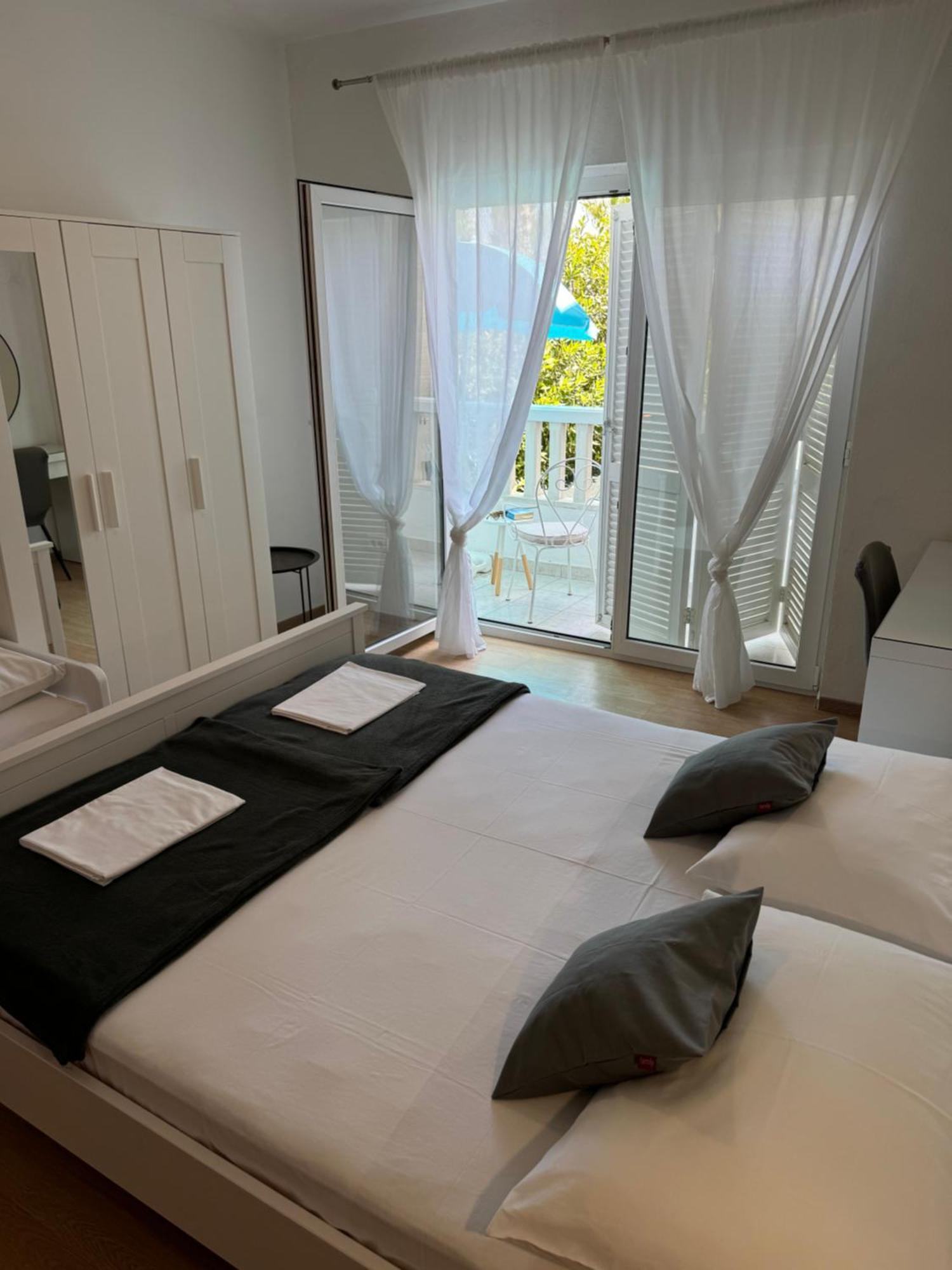 Apartmani “Kresimir” Omiš Zewnętrze zdjęcie
