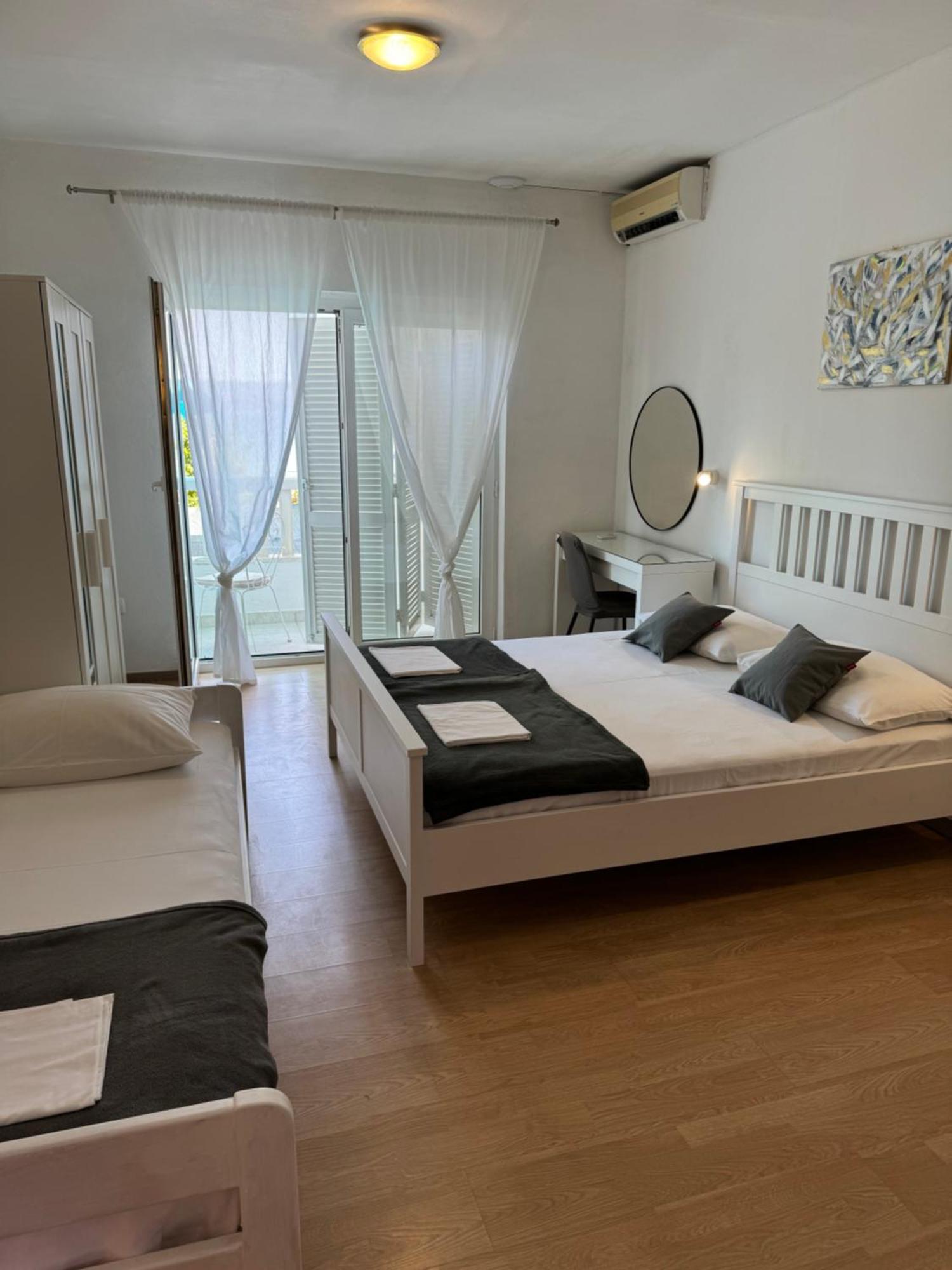 Apartmani “Kresimir” Omiš Zewnętrze zdjęcie
